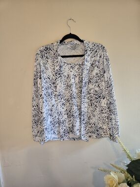 Blair White Blouse with Gray Abstract Brushstroke Print And A Necktie. 22x23